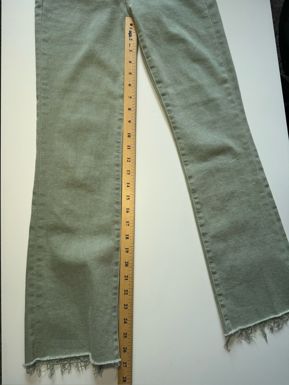 Mother Denim The Hustler Ankle Fray Jean in Iceberg Green Women’s size 25 - Picture 11 of 16
